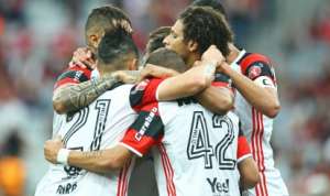 Flamengo tenta se 'achar' e Botafogo joga pela afirmação no clássico