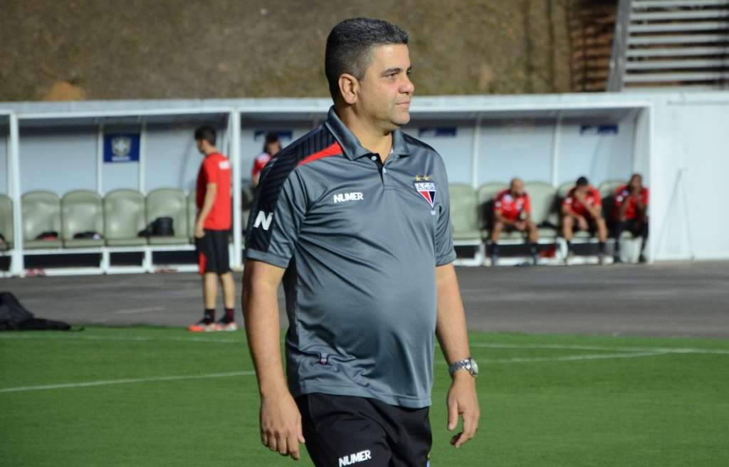 Atlético-GO vai até Salvador pressionado por ser o lanterna do Brasileirão