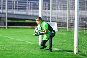 Marcelo Grohe chega ao quarto jogo seguido sem sofrer gol no Grêmio