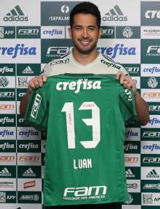 Apresentado, Luan espera estrear no Palmeiras em até dez dias