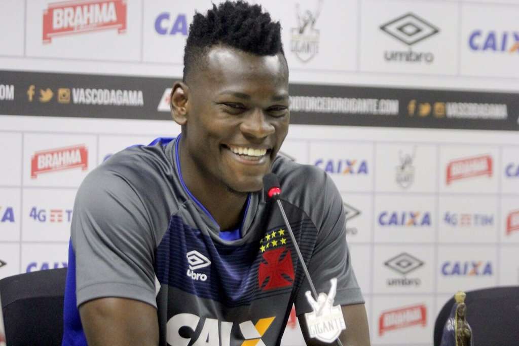 Paulão em entrevista coletiva nessa terça-feira (Fotos: Paulo Fernandesvasco.com.br)