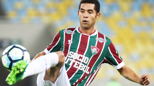Volante do Fluminense, Renato reafirma pedido de desculpa e explica lance com Wanderson