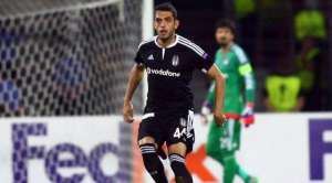 Liberado pelo Besiktas-TUR, Rhodolfo é aguardado para fechar com o Flamengo