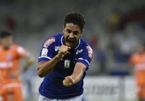Léo minimiza vaias da torcida e projeta recuperação do Cruzeiro contra o Bahia