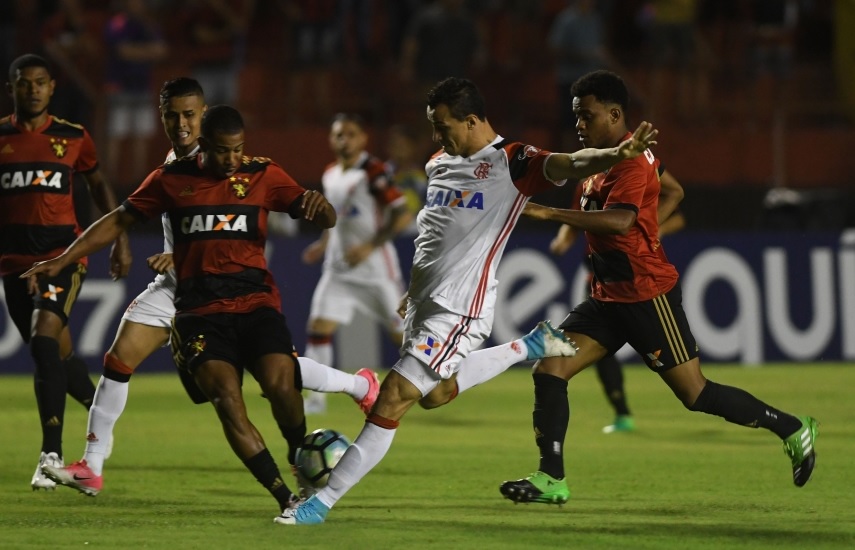 Zé Ricardo admite insatisfação e promete ‘avaliação’ no Flamengo