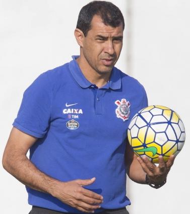 Carille está surpreendendo pela regularidade do Corinthians