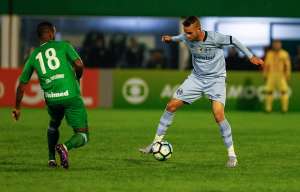 ​Chapecoense perde Andrei Girotto e Mancini tem dúvidas no meio campo