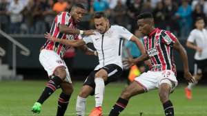 Corinthians x São Paulo - Líder e invicto, Timão quer embalar no Majestoso