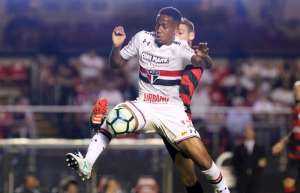 São Paulo confirma presença de Maicosuel e Thiago Mendes no clássico