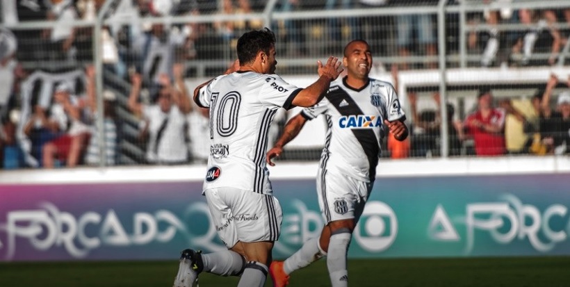 Titulares pela primeira vez no Brasileiro, Renato Cajá e Emerson Sheik foram essenciais para a vitória alvinegra