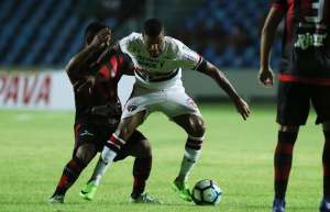 São Paulo tenta despistar, mas Junior Tavares revela proposta do Ajax