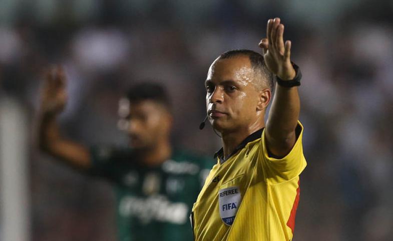 Santos 1 x 0 Palmeiras - Vanderlei vira 'Santo' e Peixe vence primeiro clássico 2 0002050248455 img