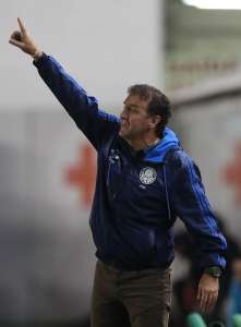 Cuca evita criticar arbitragem e elogia atuação do Palmeiras em derrota