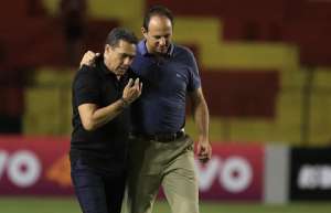 Rogério Ceni aguarda retorno de atletas para reforçar o São Paulo