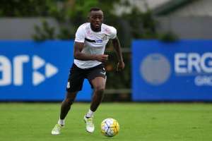 Avaí acerta empréstimo de camaronês Joel, ex-Cruzeiro e Santos