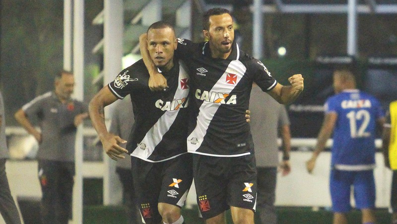 Milton Mendes confirma volta de Luis Fabiano e manutenção de Nenê no time titular do Vasco