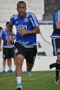Com volta de Sheik, Ponte tem cinco mudanças para sábado