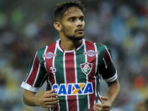 Vaiado na quinta, Scarpa minimiza críticas no Fluminense: 'Não me preocupo'
