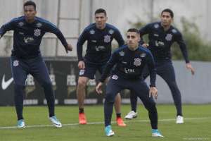 Corinthians fecha preparação e terá duas mudanças para jogo de domingo