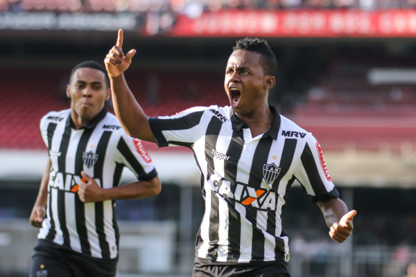 BRASILEIRÃO: Corinthians empata, Palmeiras vence a 1ª fora e São Paulo perde em casa 4 0002050249110 img