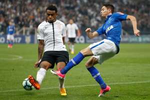 Cruzeiro quer repetir últimas atuações e evitar liderança do Grêmio