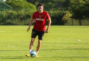 Série B: Sport empresta zagueiro Matheus Ferraz ao Goiás