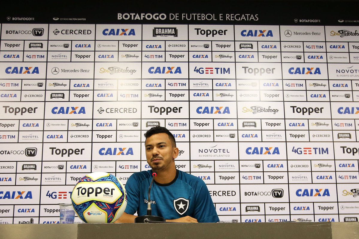 Rodrigo Lindoso cobra vitória do Botafogo sobre o Vasco