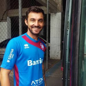 Série B: Criciúma contrata ex-Figueirense e devolve lateral para o Botafogo