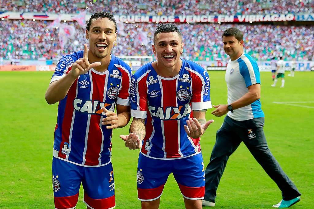 Bahia duela contra 'favorito' Corinthians preocupado em acertar passes