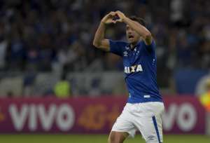 Próximo do centésimo gol, Robinho tem histórico positivo contra Ponte Preta