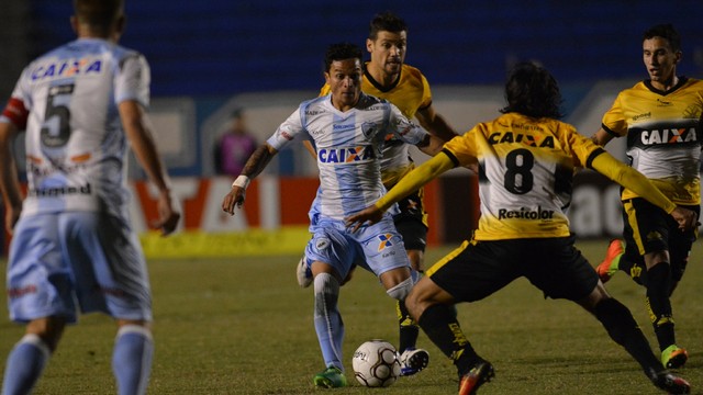 Série B: Sem Germano, Cláudio Tencati define Londrina para pegar o Juventude