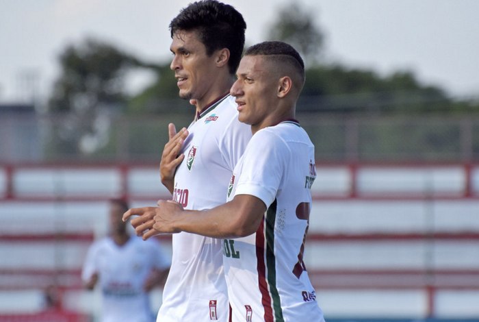 Seleção do Brasileirão com técnico que venceu clássico e artilheiro hat-trick na 9ª rodada 4 0002050249884 img
