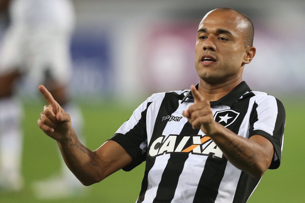 Seleção do Brasileirão com técnico que venceu clássico e artilheiro hat-trick na 9ª rodada 11 0002050249890 img