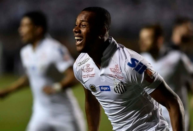 Seleção do Brasileirão com técnico que venceu clássico e artilheiro hat-trick na 9ª rodada 12 0002050249891 img