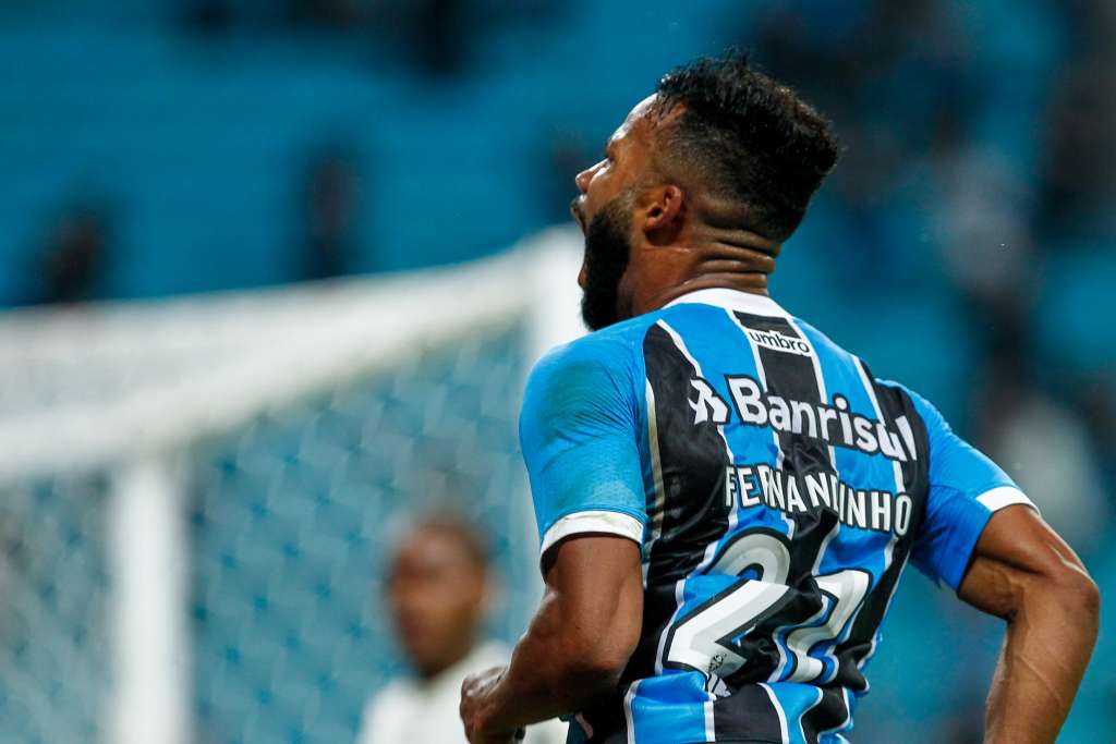 Grêmio 2 x 0 Coritiba - Na cola do líder Corinthians e com 'final' no domingo 2 0002050249911 img