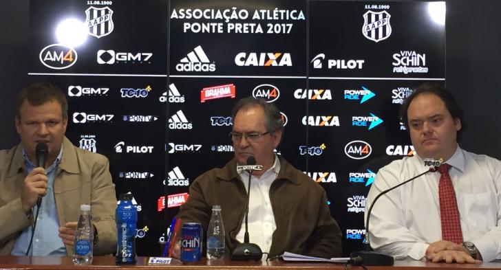 Erick Silveira, à esquerda, Vanderlei Pereira (centro), e Gustavo Valio (à direito): apoio total ao TC 10 +