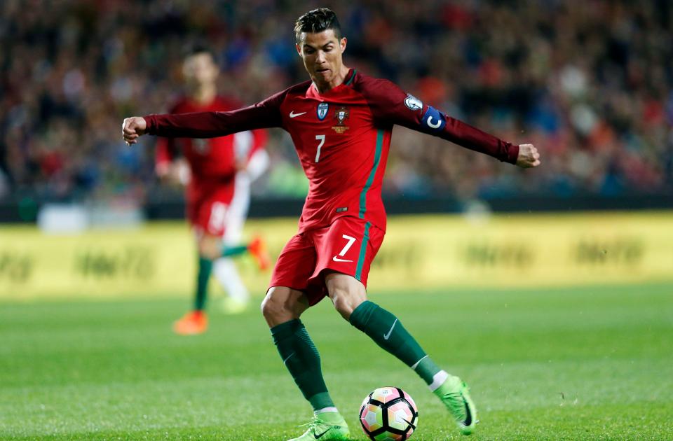 Técnico de Portugal admite poupar titulares, mas despista sobre Cristiano Ronaldo