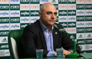 Presidente nega chance de Palmeiras vender atletas nesta janela