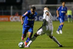 Mano Menezes vê Cruzeiro pressionado e admite necessidade de vencer o Coritiba