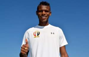 São Paulo confirma contratação do zagueiro equatoriano Robert Arboleda e renova com Lugano