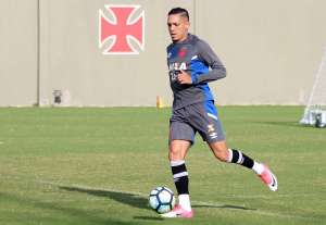 Gilberto alerta para necessidade de evolução fora de casa do Vasco