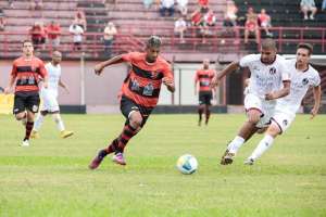 Copa Paulista: Artilheiro pelo estado, atacante Billy é reforço do Taubaté