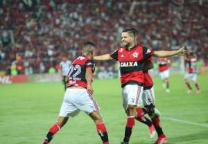 Zé Ricardo exalta atuação do Fla, mas contém euforia para jogo na Vila