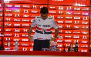 No São Paulo, Petros diz que chega como 'tricolor' e no melhor momento