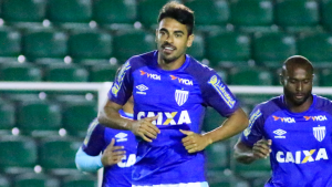 Júnior Dutra comemora retorno ao Avaí com vitória e mira duelo com a Ponte Preta