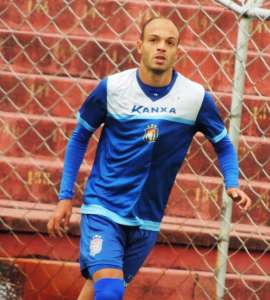 Copa Paulista: Experiente na competição, atacante do São Caetano analisa dificuldades