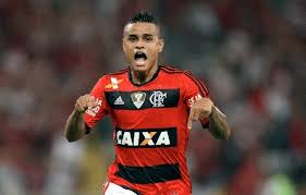 Destaque na Copa do Brasil, Everton pede para não ser poupado no Flamengo