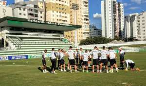 Levir Culpi poupa sete titulares em treino e pode escalar time misto neste sábado