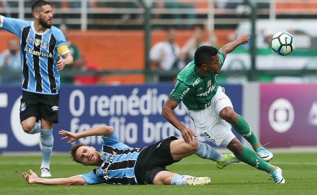 Palmeiras supera o Grêmio e segue reagindo no Brasileirão