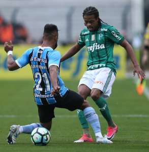 Keno minimiza gol contra e comemora vitória do Palmeiras: '1 a 0 é goleada'